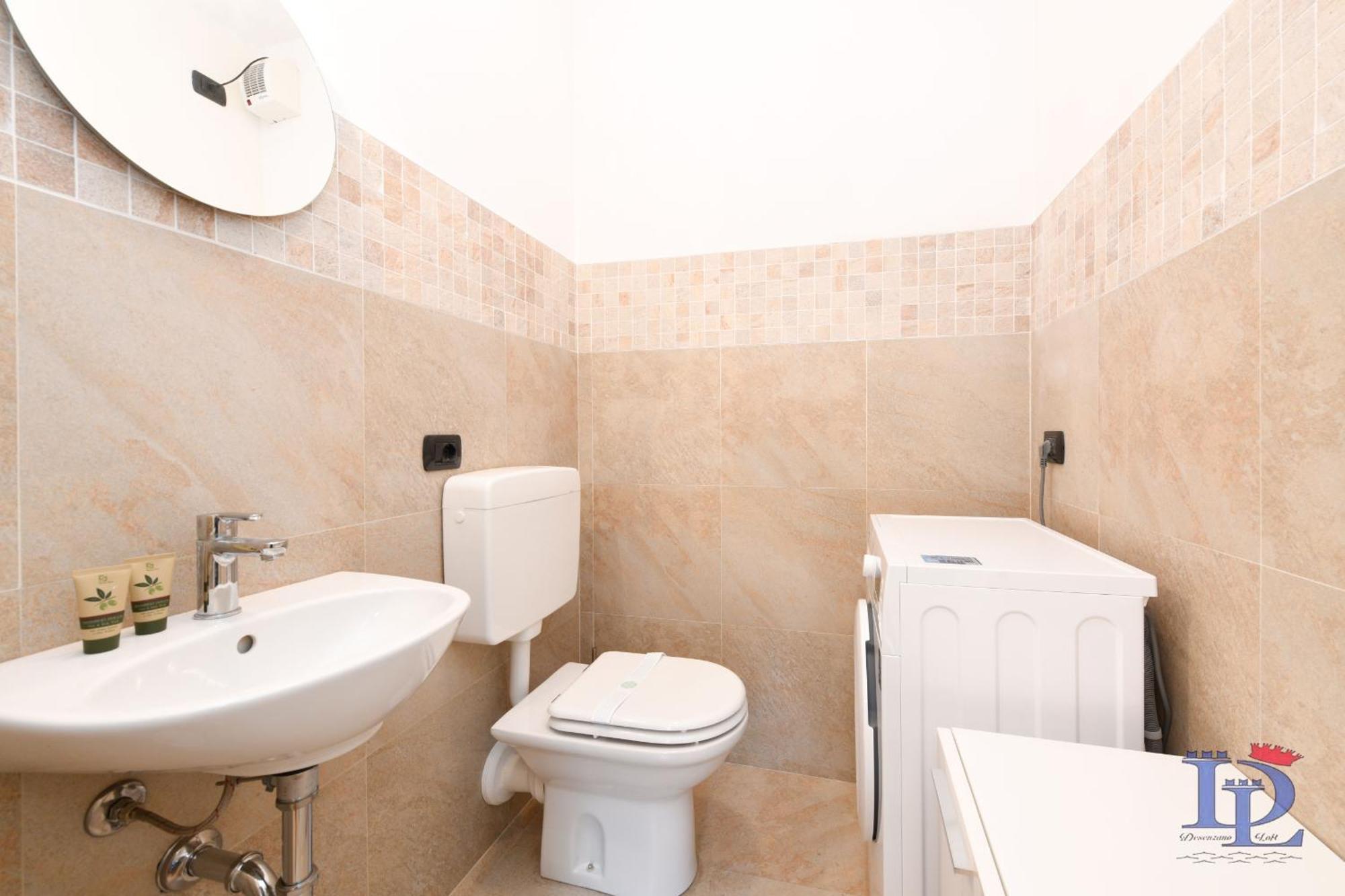 דסנזאנו דל גארדה Desenzanoloft Official Partner Marriott Homes & Villas -The Wind Rose Renovation 2025 מראה חיצוני תמונה