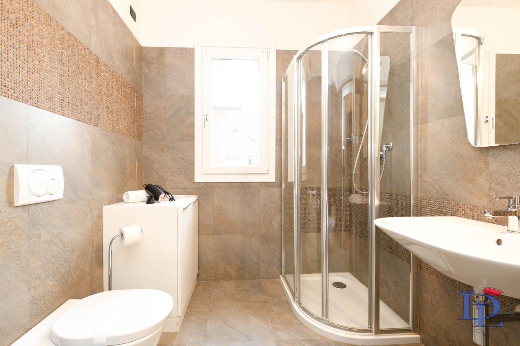 דסנזאנו דל גארדה Desenzanoloft Official Partner Marriott Homes & Villas -The Wind Rose Renovation 2025 מראה חיצוני תמונה
